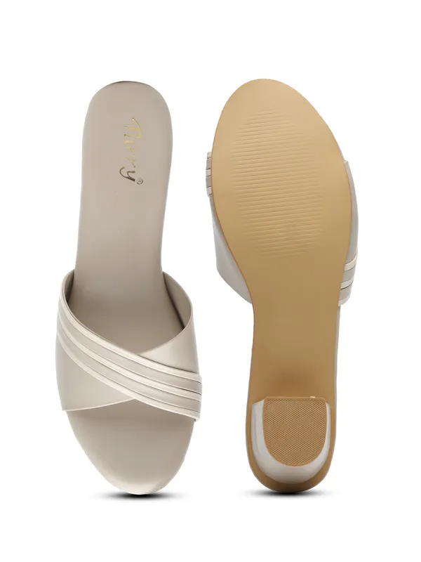 The_Multi_Texture_Block_Heel_Slide