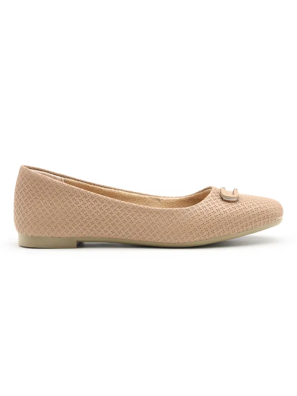 The_Laser-Cut_Classic_Ballet_Flat
