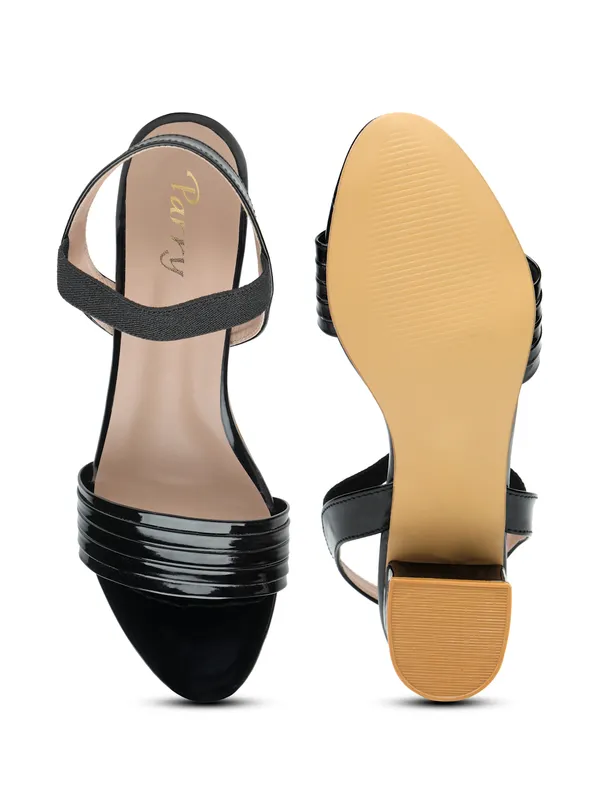 The_Textured_Multi-Strap_Block_Heels
