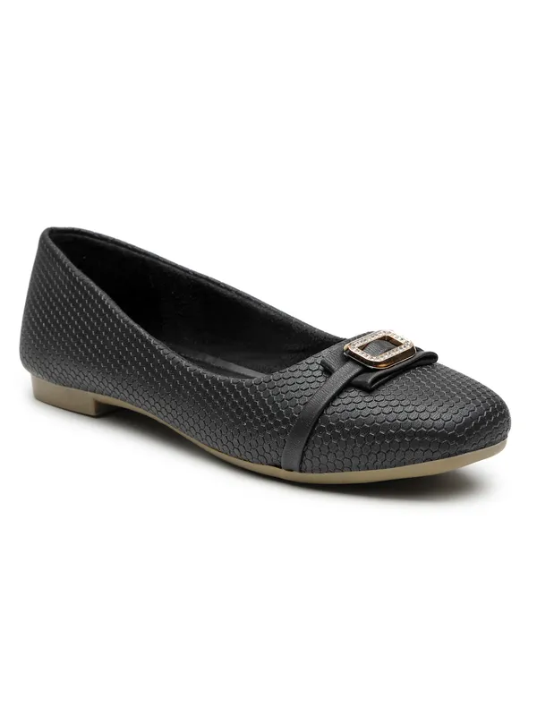 The_Textured_Buckle_Ballet_Flat