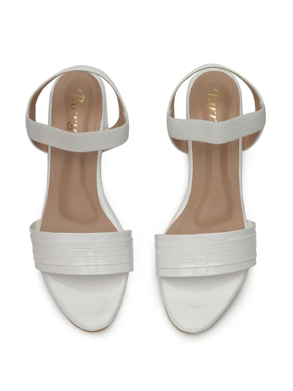 The_Textured_Multi-Strap_Block_Heels