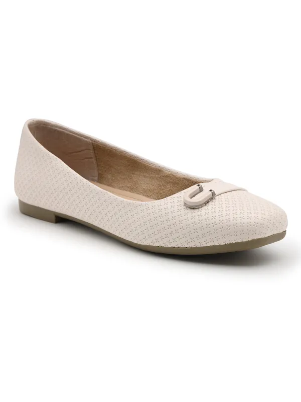 The_Laser-Cut_Classic_Ballet_Flat