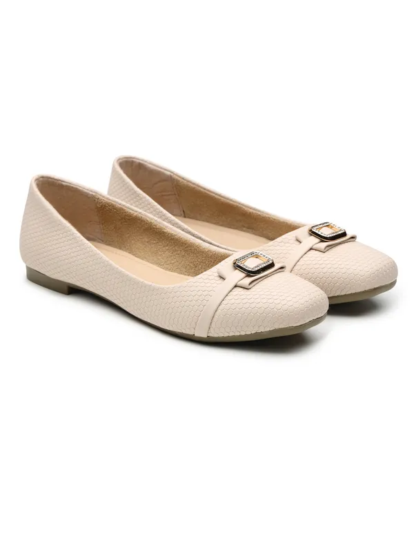 The_Textured_Buckle_Ballet_Flat