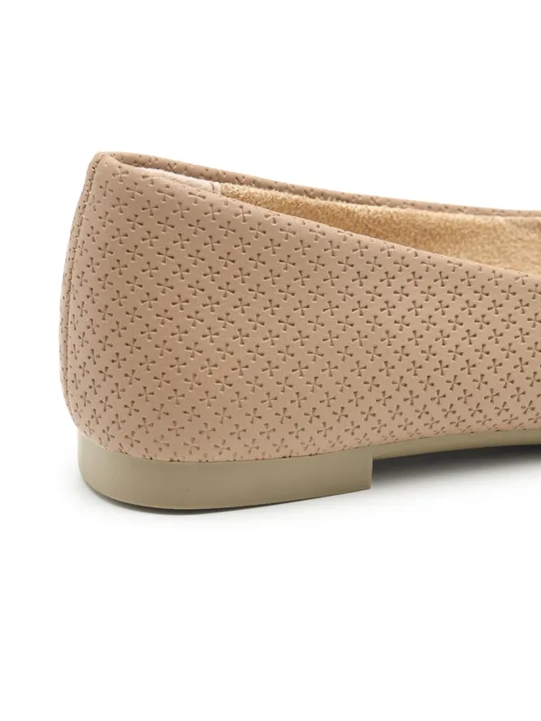 The_Laser-Cut_Classic_Ballet_Flat