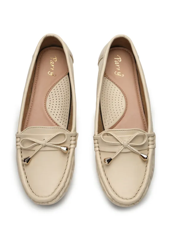The_Bow-Accent_Casual_Loafer