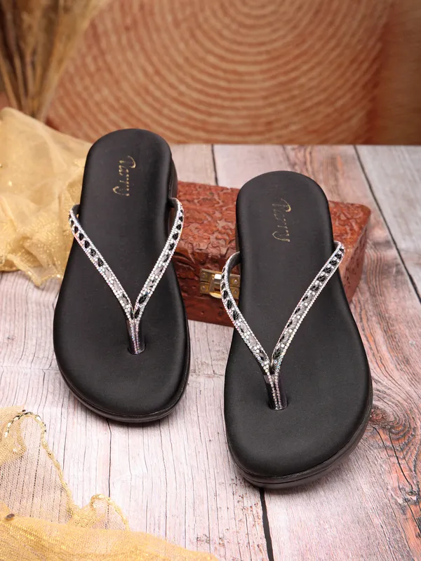 The_Embellished_Wedge_Thong_Sandal