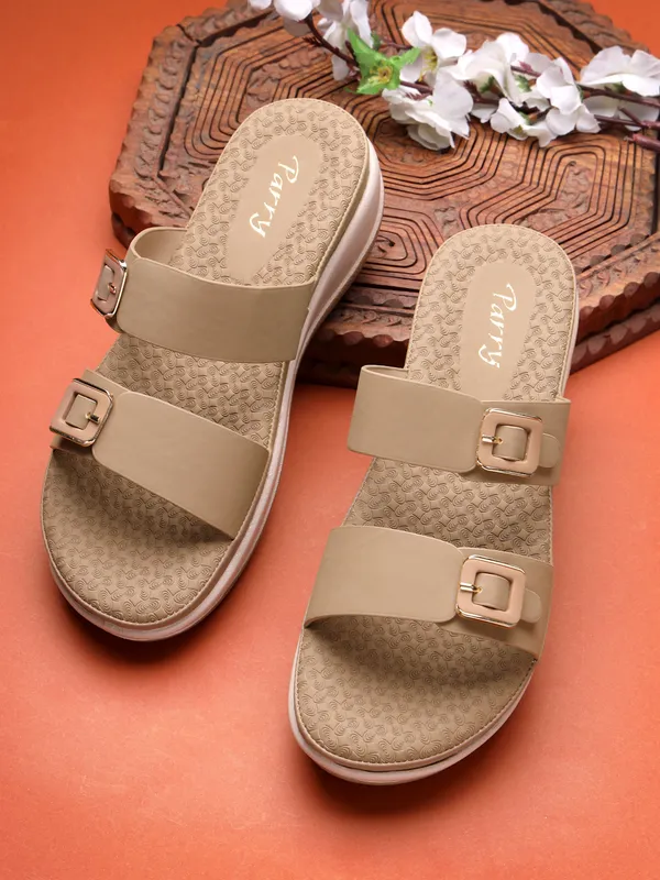 The_Ultimate_Dual-Strap_Wedge