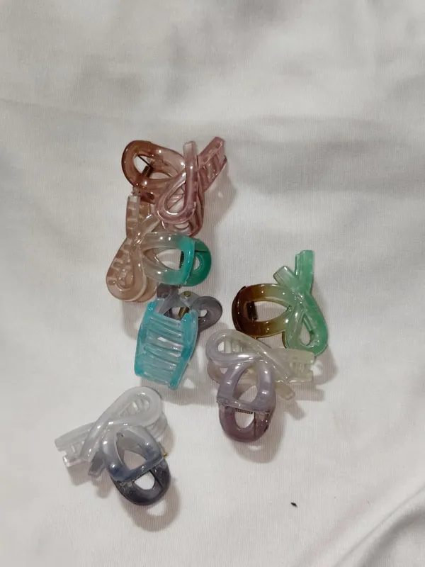 Multicolor_Transparent_Mini_Claw_Hair_Clip_Set_Pack_Of_3