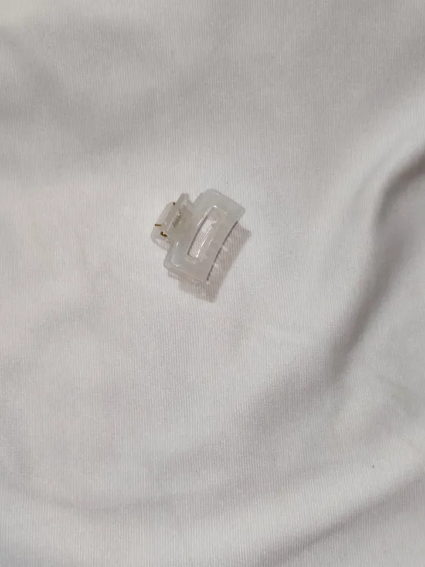 White_Plastic_Mini_Claw_Hair_Clip_for_Women_Pack_Of_11