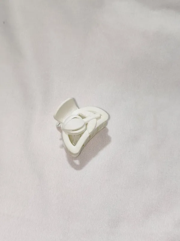 White_Plastic_Triangle_Hair_Claw_Clip_for_Women_Pack_Of_8