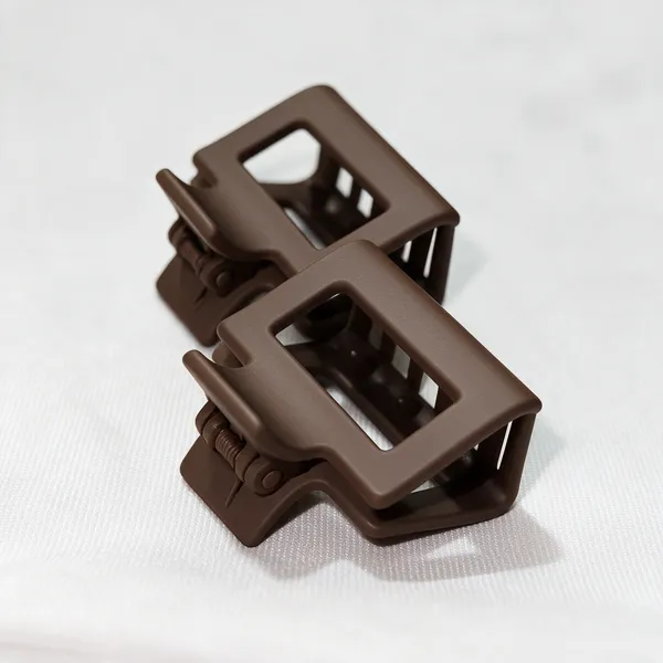 Brown_Plastic_Rectangular_Claw_Hair_Clips_for_Women_Pack_Of_9