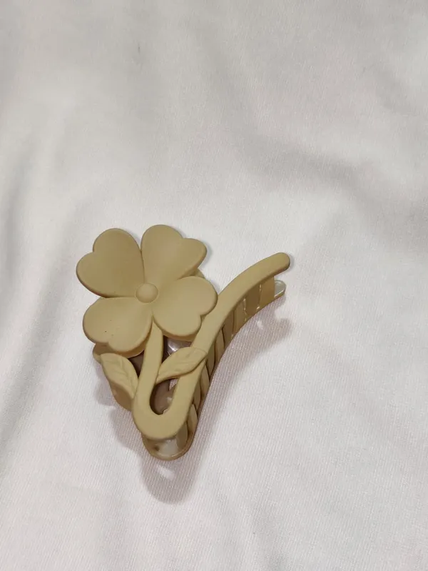 Beige_Floral_Hair_Claw_Clip_Pack_Of_4