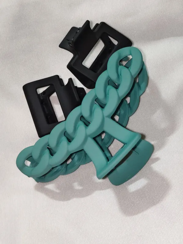 Teal_And_Black_Hair_Claw_Clips_Set_for_Women_Pack_Of_3