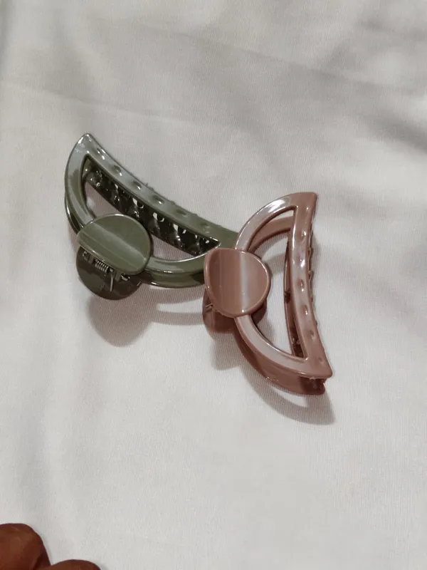 Green_And_Pink_Curved_Claw_Hair_Clips_Set_Pack_Of_3