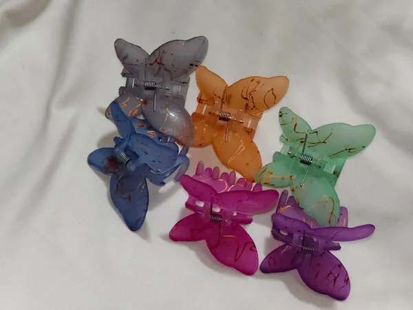 Multicolor_Butterfly_Hair_Claw_Clips_Set_Pack_Of_6