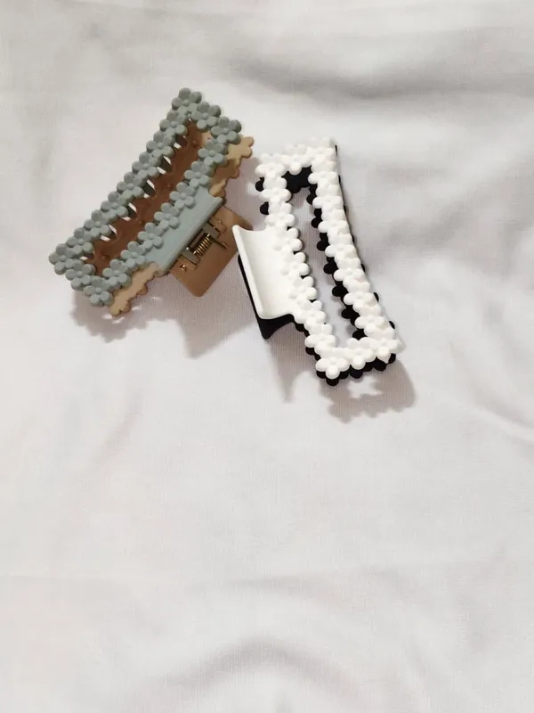 White_And_Grey_Beaded_Hair_Claw_Clips_Set_for_Women_Pack_Of_3