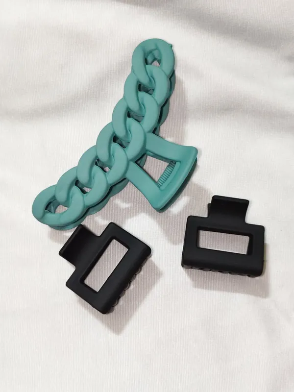 Teal_And_Black_Hair_Claw_Clips_Set_for_Women_Pack_Of_3