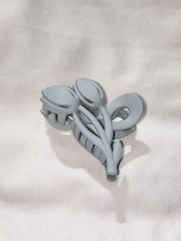 Grey_Floral_Hair_Claw_Clip_for_Women_Pack_Of_4