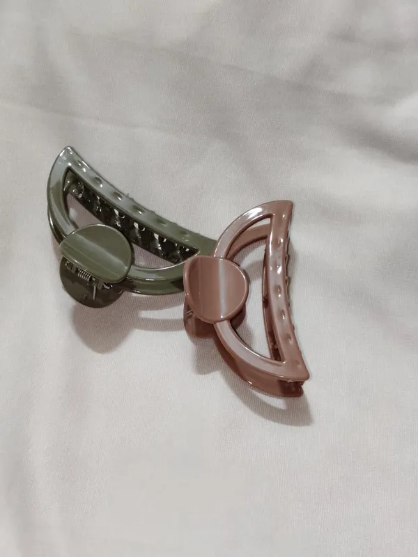 Green_And_Pink_Curved_Claw_Hair_Clips_Set_Pack_Of_3