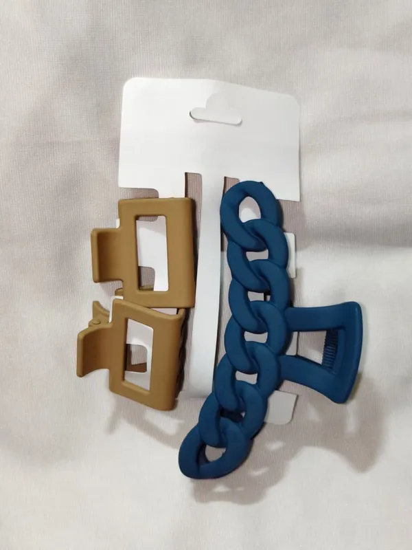 Blue_Plastic_Chain_Hair_Clip_Set_for_Women_Pack_Of_3