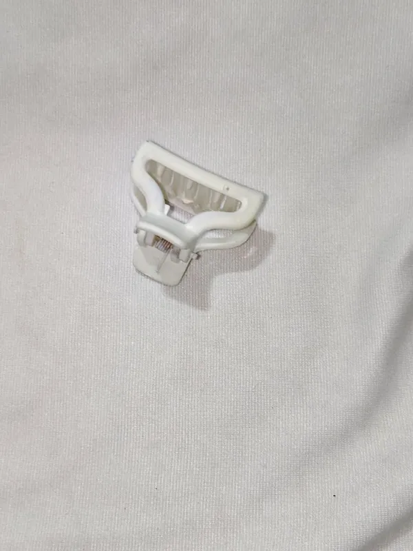 White_Plastic_Hair_Claw_Clip_Pack_Of_11