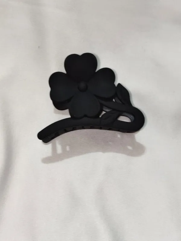 Black_Floral_Hair_Clip_Pack_Of_4