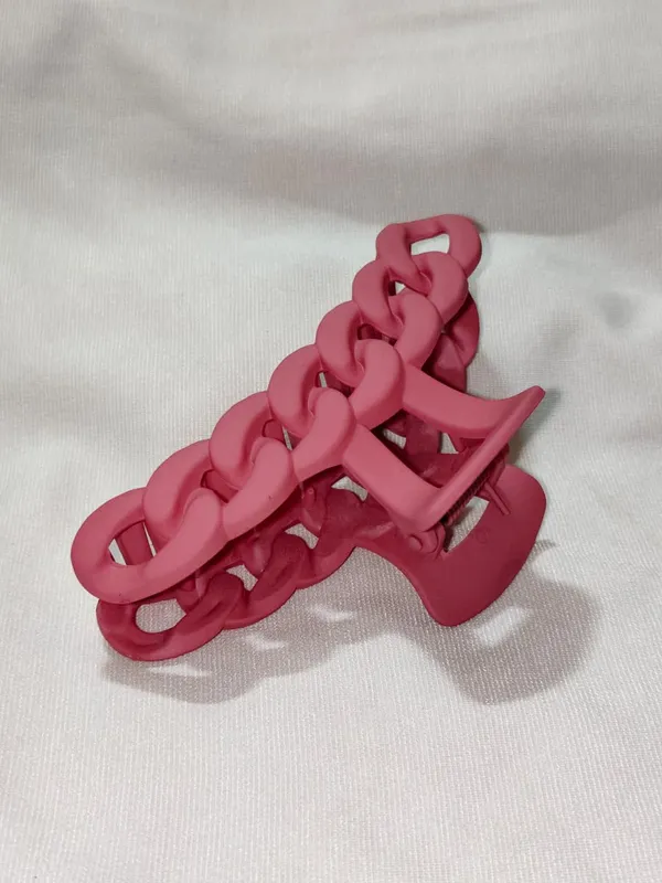 Pink_Plastic_Hair_Claw_Clips_Set_Pack_Of_4