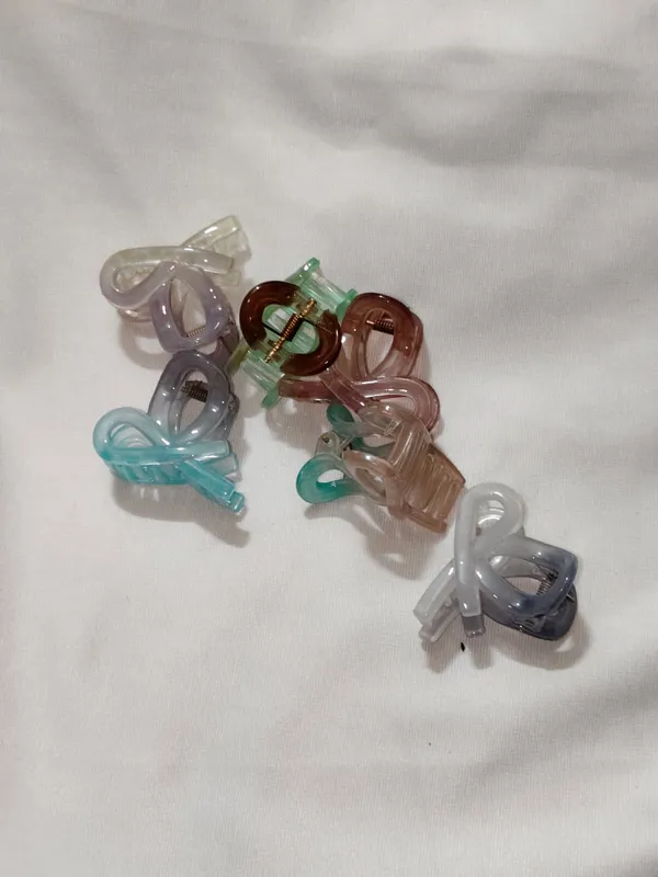 Multicolor_Transparent_Mini_Claw_Hair_Clip_Set_Pack_Of_3