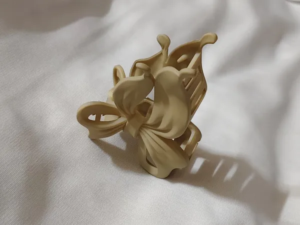Beige_Floral_Hair_Claw_Clip_for_Women_Pack_Of_4