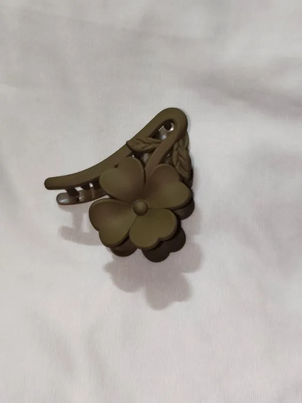 Brown_Flower_Shaped_Hair_Clip_Pack_Of_4