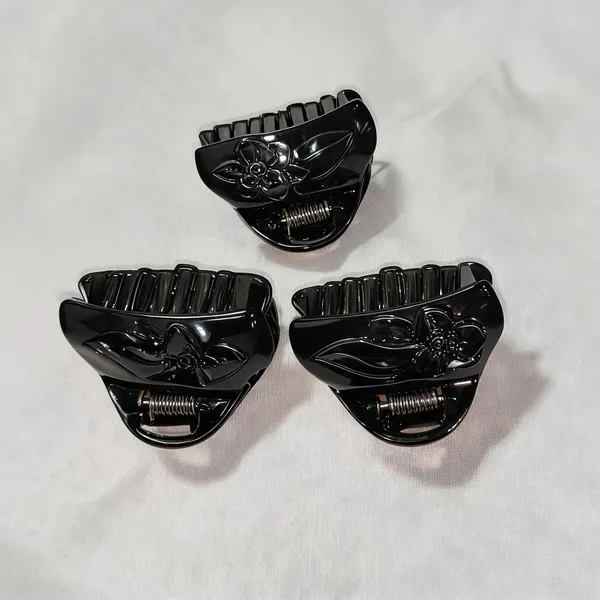 Black_Floral_Hair_Claw_Clips_Set_Pack_Of_3