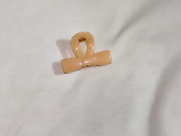 Beige_Loop_Design_Hair_Claw_Clip_Pack_Of_11