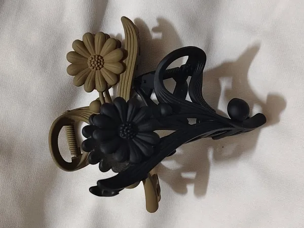 Black_And_Brown_Floral_Hair_Claw_Clips_Pack_Of_3