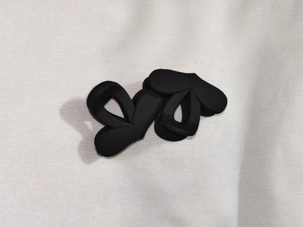 Black_Loop_Detail_Claw_Hair_Clip_Pack_Of_8