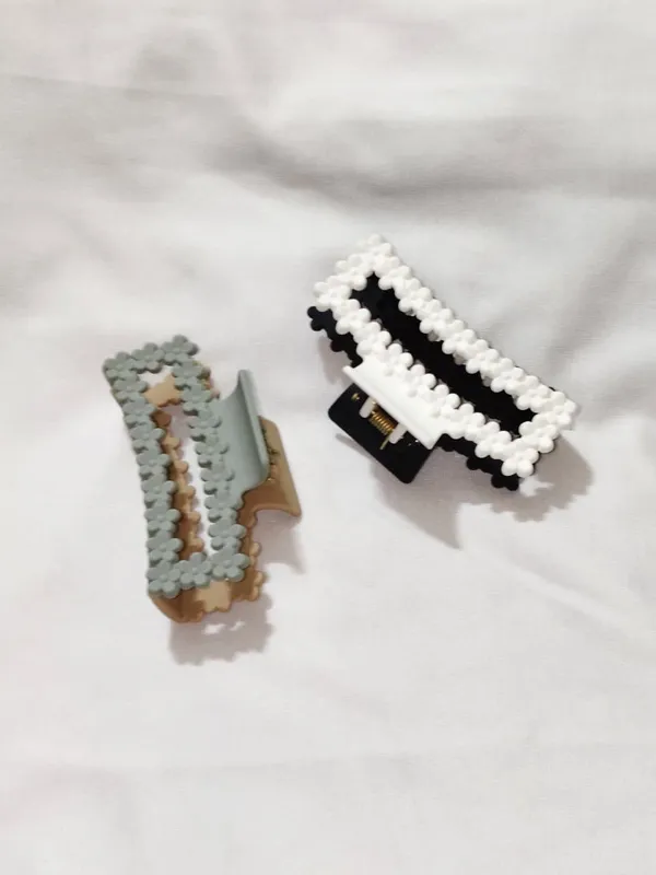 Embellished_Rectangular_Hair_Clips_Set_Pack_Of_3