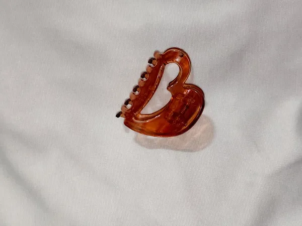 Brown_Acrylic_Swan_Hair_Claw_Clip_for_Women_Pack_Of_4