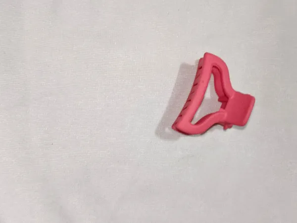 Pink_Plastic_Triangular_Hair_Clip_Pack_Of_11
