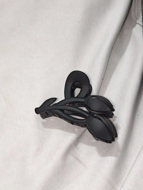 Black_Hair_Claw_Clips_for_Women_Pack_Of_4