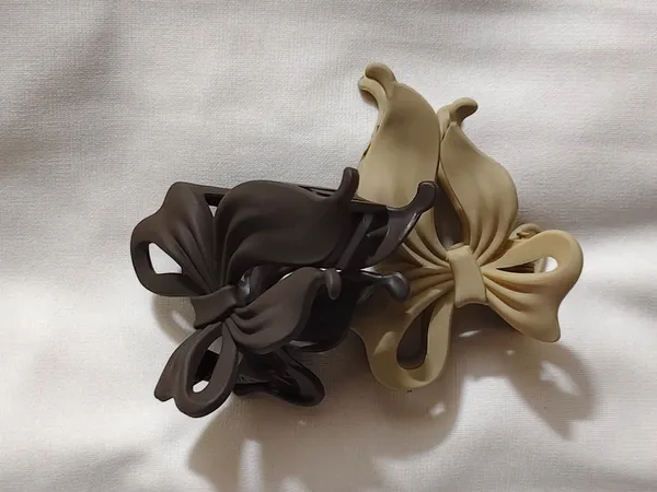 Beige_And_Black_Bow_Hair_Claw_Clips_Pack_Of_3