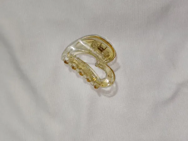 Amber_Acrylic_Claw_Hair_Clip_Pack_Of_4