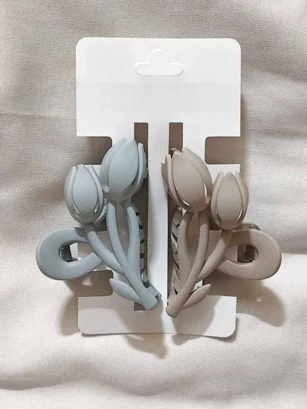 Blue_And_Beige_Floral_Hair_Claw_Clips_Set_Pack_Of_3