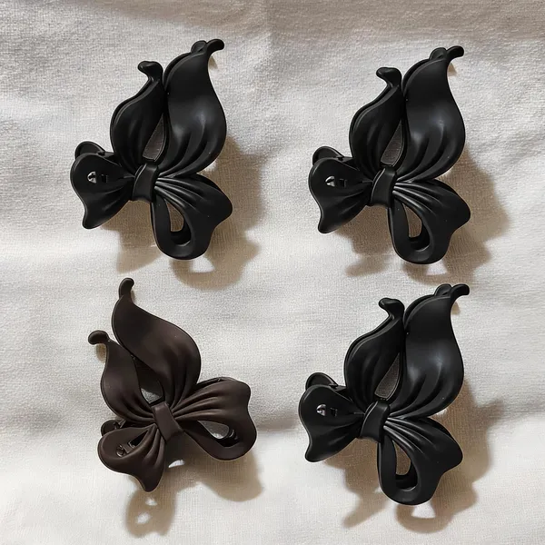 Black_Butterfly_Hair_Claw_Clip_for_Women_Pack_Of_4