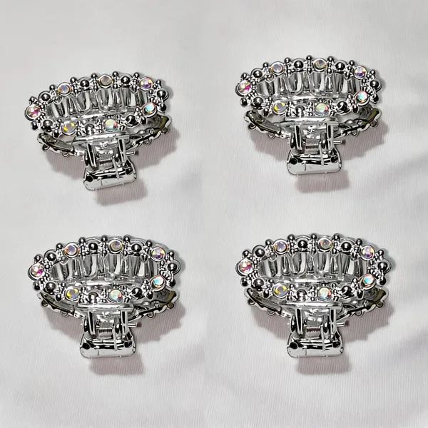 Silver_Embellished_Claw_Hair_Clip_for_Women_Pack_Of_4
