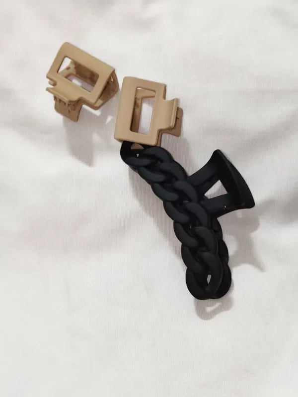 Black_And_Beige_Hair_Claw_Clips_Set_for_Women_Pack_Of_3