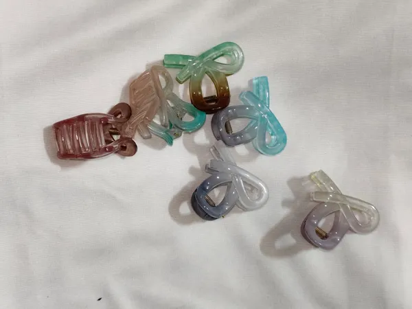 Multicolor_Transparent_Mini_Claw_Hair_Clip_Set_Pack_Of_3