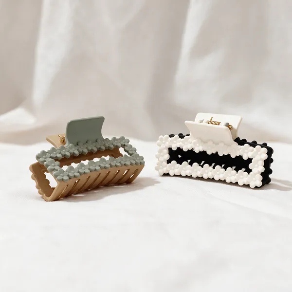 Embellished_Rectangular_Hair_Clips_Set_Pack_Of_3