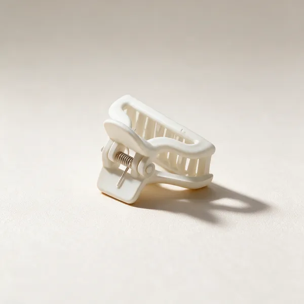 White_Plastic_Hair_Claw_Clip_Pack_Of_11