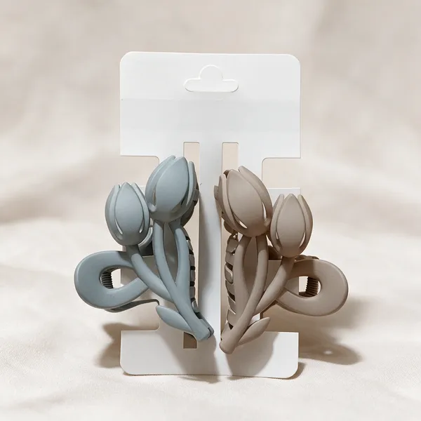 Blue_And_Beige_Floral_Hair_Claw_Clips_Set_Pack_Of_3