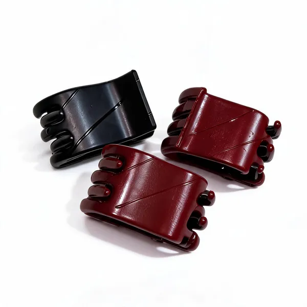 Red_And_Black_Claw_Hair_Clips_Set_Pack_Of_3