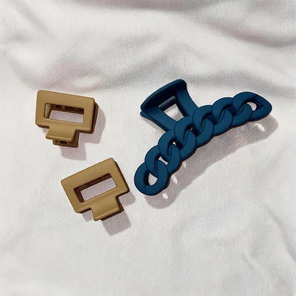 Blue_Plastic_Chain_Hair_Clip_Set_for_Women_Pack_Of_3